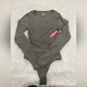 PUMIEY Women's Crew Neck Long Sleeve Bodysuit Second-skin Feel Tops in Khaki